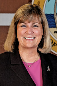 article image - Denise Carlin, Dr.-080725